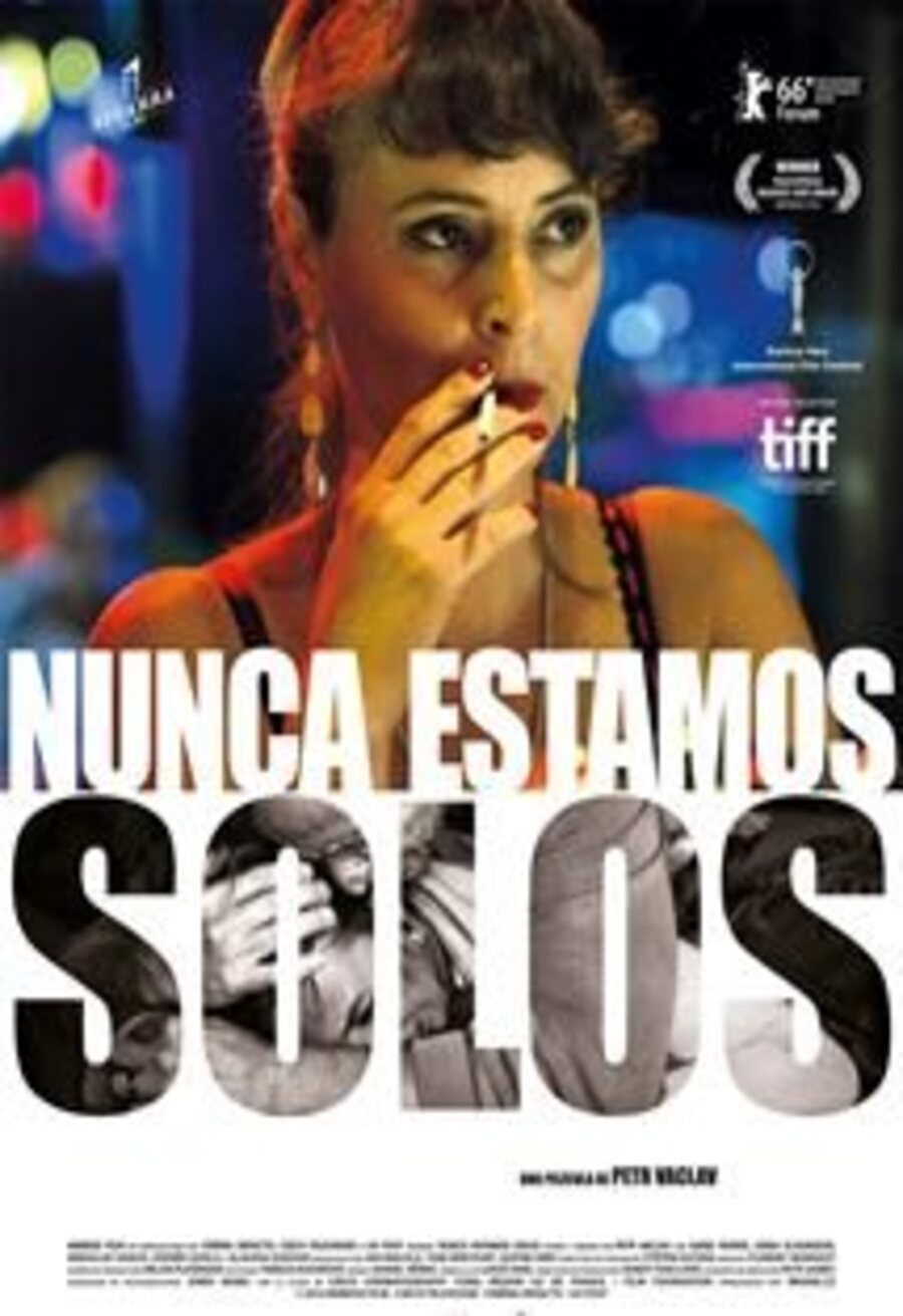 Cartel de Nikdy nejsme sami - España