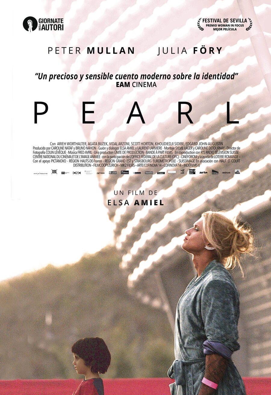 Cartel de Pearl - España