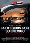 Cartel de Protegidos por su enemigo