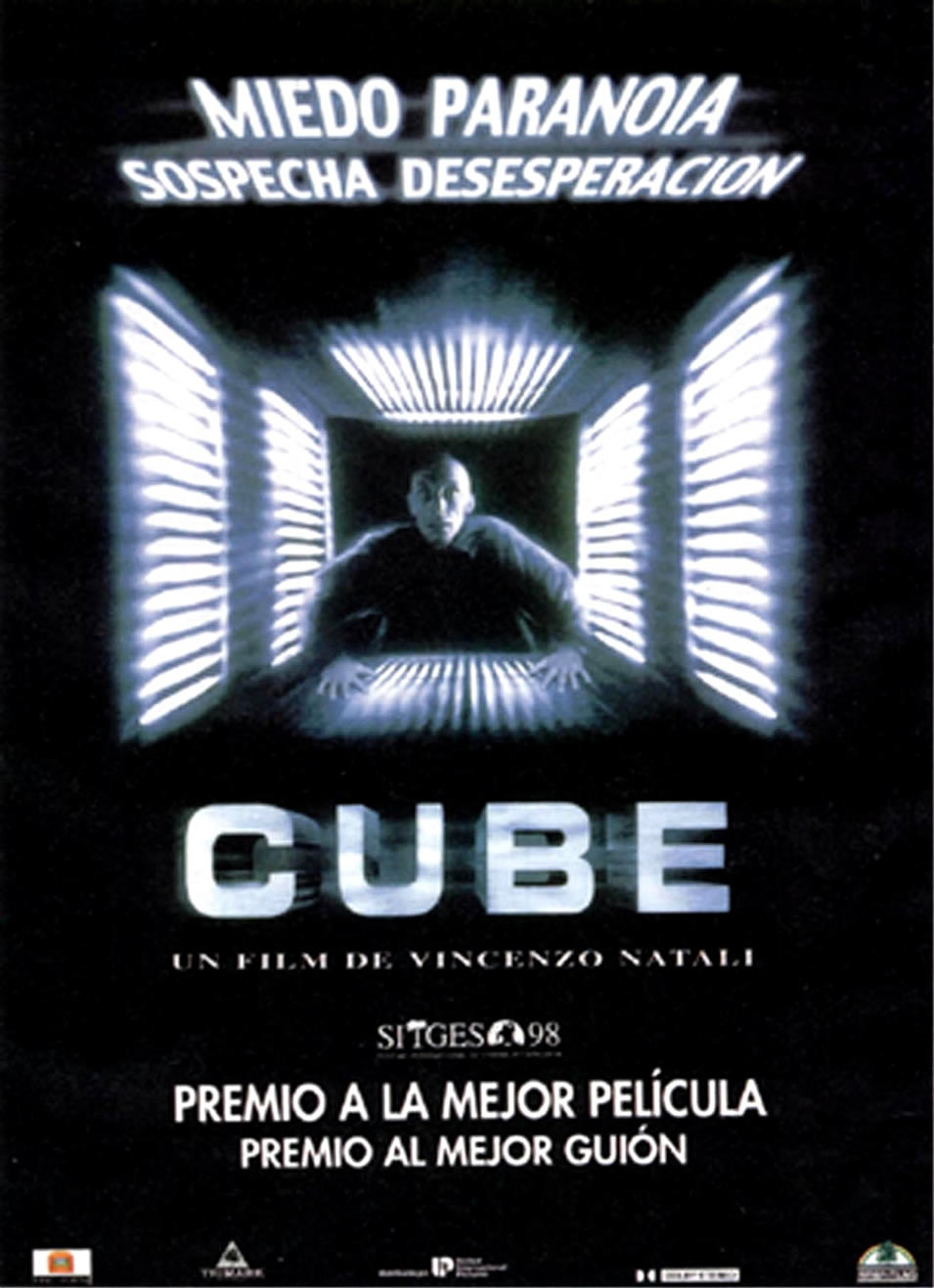 Cartel de Cube - España