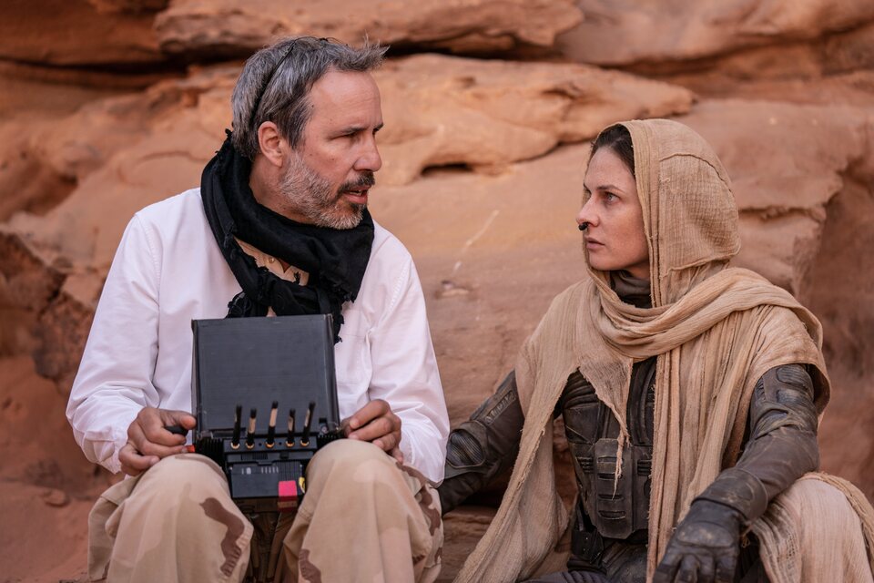 Denis Villeneuve y Rebecca Ferguson en el rodaje de \'Dune: Parte 2\'