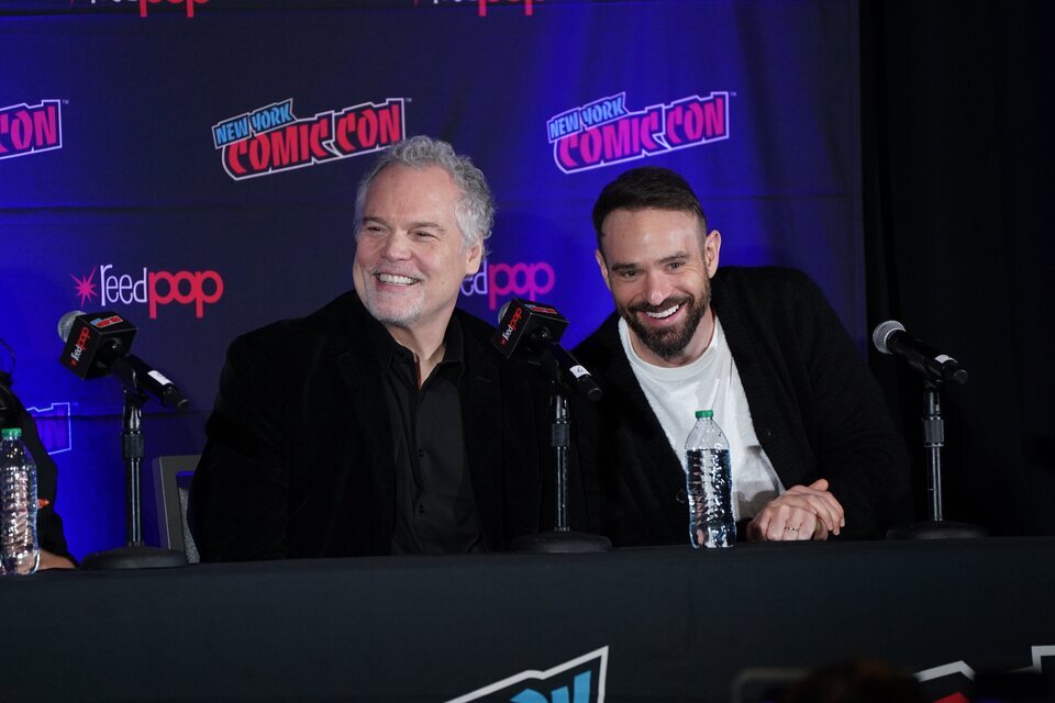 Vincent D\'Onofrio y Charlie Cox en la New York Comic Con at Javits Center on October 19, 2024 in New York City.