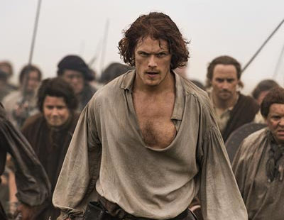 'Outlander': El culo de Sam Heughan causa sensación en una escena que ha generado controversia