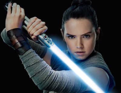 'Star Wars': Daisy Ridley cree que es "genial que haya relaciones no románticas"