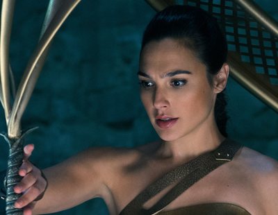 Twitter arremete contra Gal Gadot por un comentario tras la muerte de Stephen Hawking