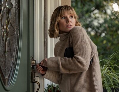 Tráiler de 'La mujer de la casa de enfrente de la chica en la ventana', miniserie paródica con Kristen Bell