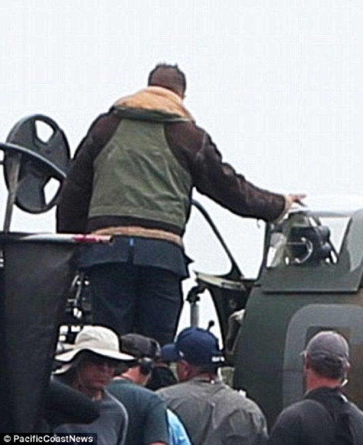 Imagen 7 de 12 del set Primeras imágenes de Tom Hardy en el set de rodaje de 'Dunkerque'