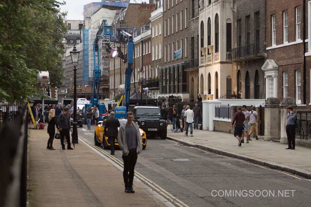Imagen 5 de 8 del set Imágenes del rodaje en Londres de 'Transformers: El último caballero'