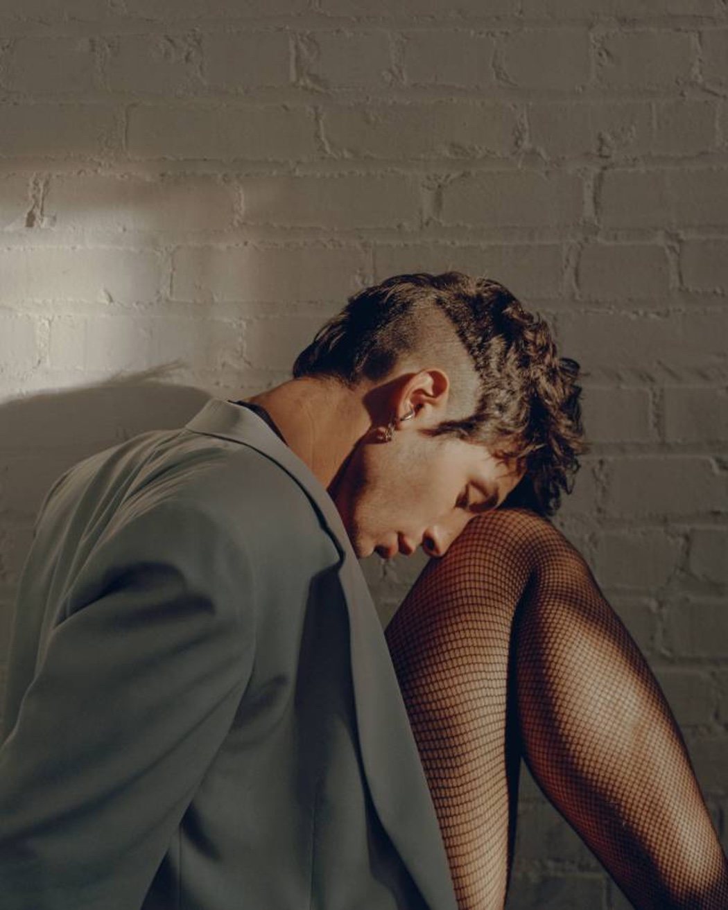 Imagen 4 de 20 del set Ezra Miller posa para Playboy
