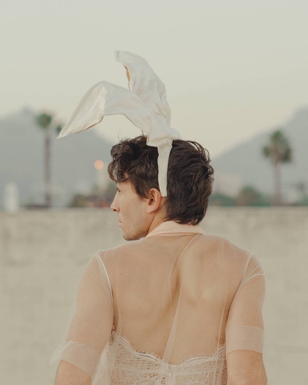 Imagen 8 de 20 del set Ezra Miller posa para Playboy