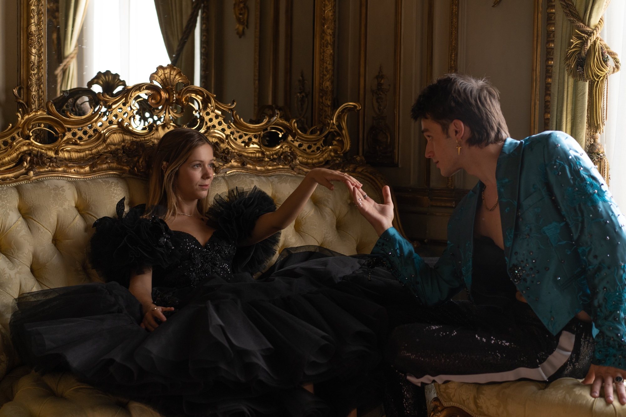 Georgina Amorós (Cayetana) y Pol Granch (Phillipe)