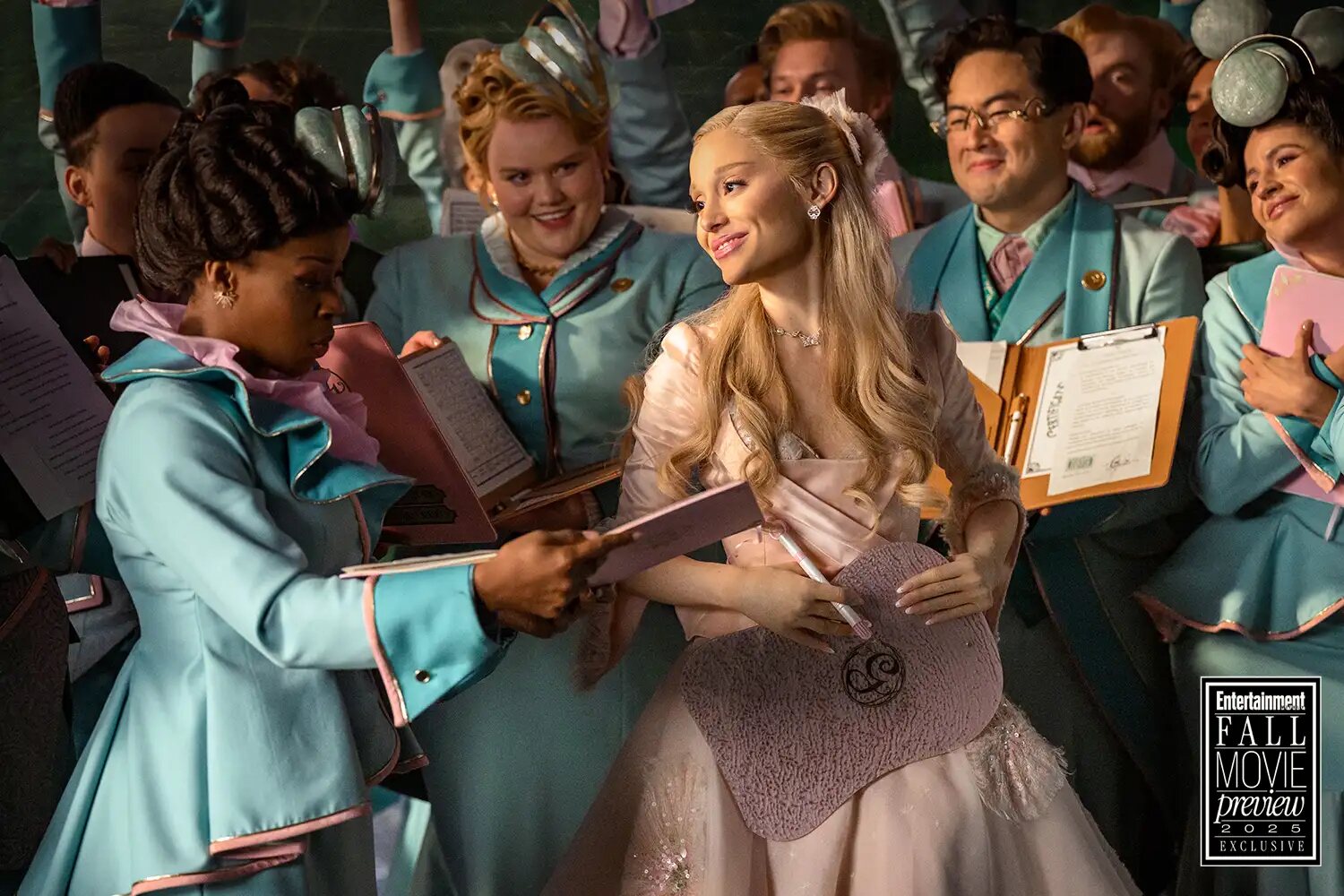 Ariana Grande como Glinda