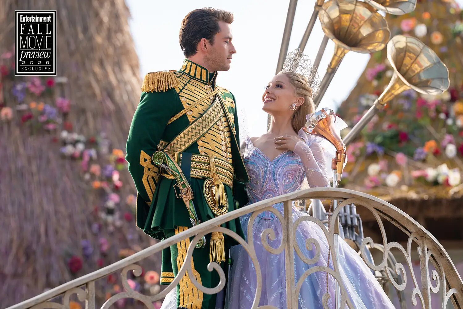 Jonathan Bailey y Ariana Grande